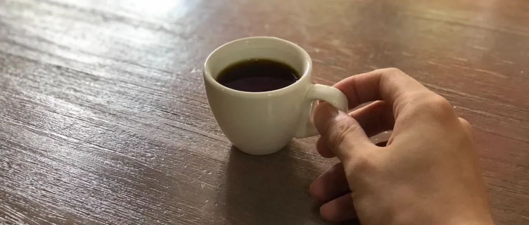 咖啡師養(yǎng)成記 ｜ 你還能喝出這咖啡是日曬處理還是水洗處理的？