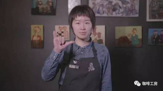 這個無聲咖啡師，在無聲世界里只有咖啡豆的對話
