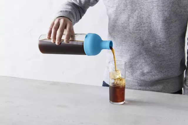 Blue Bottle 推出冷泡咖啡瓶——專屬職人的冷泡咖啡，你也可以輕松做到