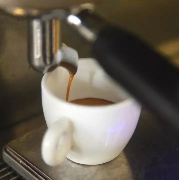 咖啡知識(shí) | 制作一杯濃縮咖啡流程詳解！