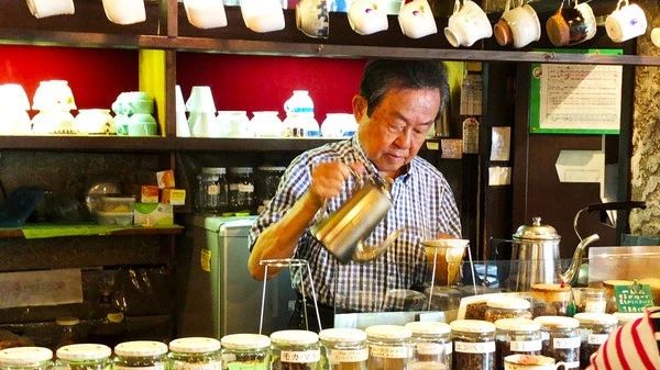烘豆、手沖技巧？對咖啡最應(yīng)該堅持的原則就是嚴(yán)格的選豆！