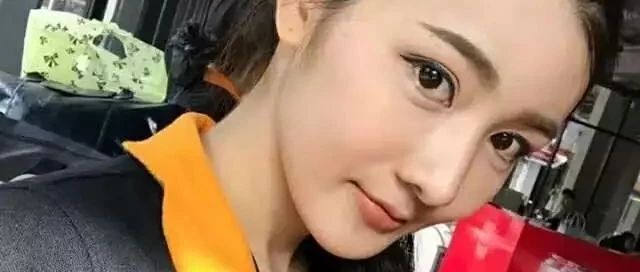 泰國超美“咖啡西施”book走紅網(wǎng)絡(luò)， 泰國的西施何其多，還有炸香蕉西施、榴蓮西施、水果西施！