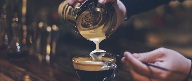 配方：愛(ài)爾蘭咖啡，度過(guò)冬日的絕佳伴侶