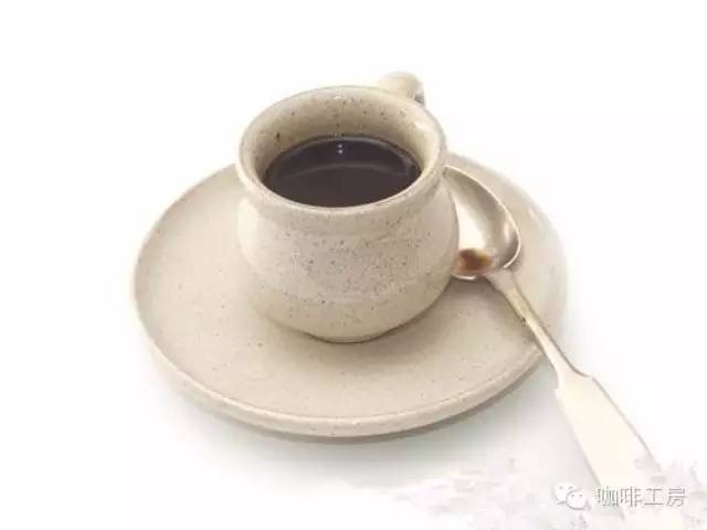 杯子不同 咖啡苦味也隨之改變？