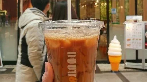 火遍ins的日本國民咖啡Doutor，連續(xù)三年受歡迎程度超過星巴克，月底將強(qiáng)勢登陸魔都！