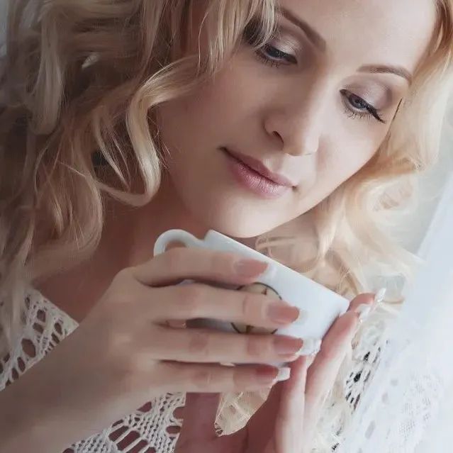 這杯“美人”咖啡，為何人人愛(ài)喝？