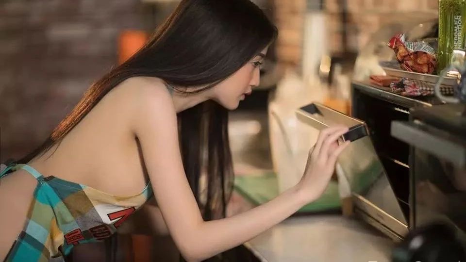 Wow ,  有這么熱嗎？! 這是『打奶泡』被黑得最慘一次......