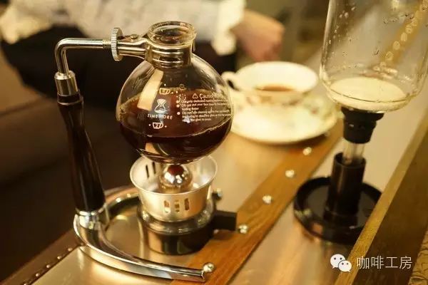 【匯總】虹吸壺煮咖啡完全手冊，知識分子虹吸壺煮咖啡全過程完美演繹