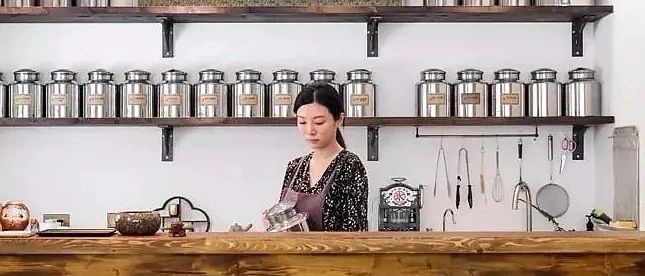 美女開私房茶館：品茶需預(yù)約！