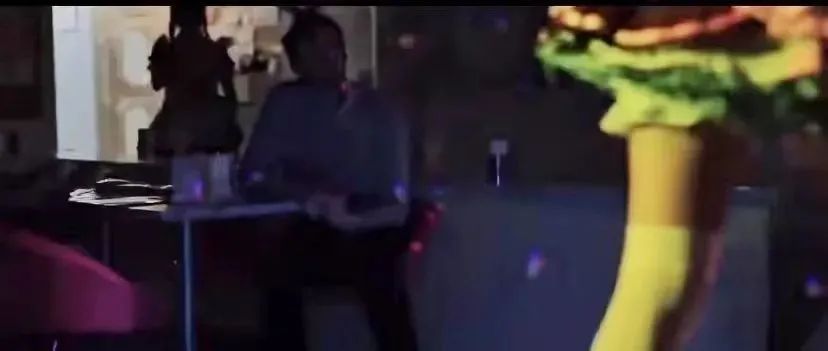暴利？色情擦邊球？宅男天堂？等級森嚴？揭秘最真實的女仆咖啡館！