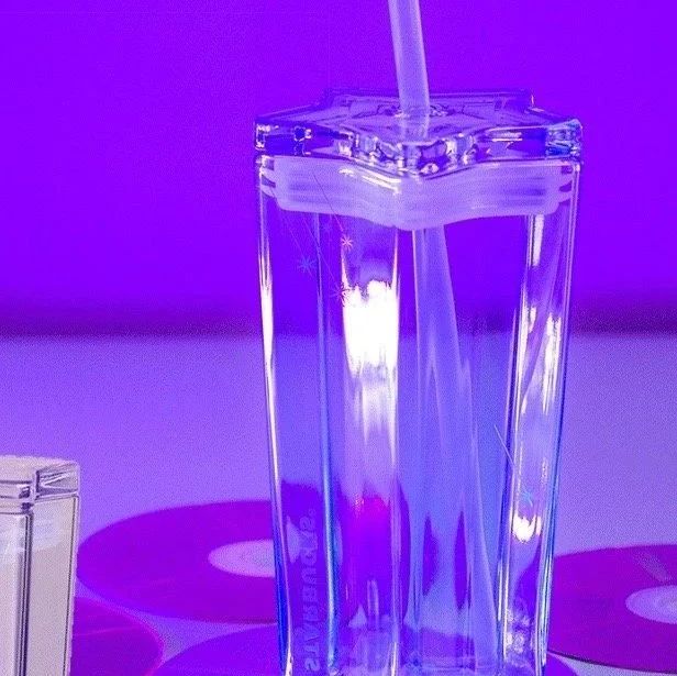 數(shù)不盡的星杯！星巴克賣起周邊真的很YYDS??！
