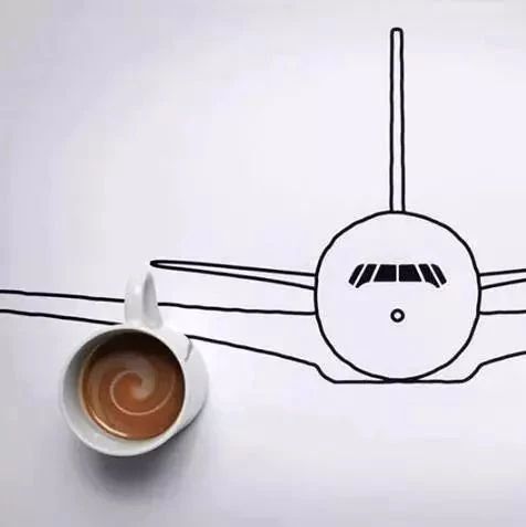 搭飛機點咖啡『雷區(qū)』，空姐爆料：和沖馬桶的水同水源