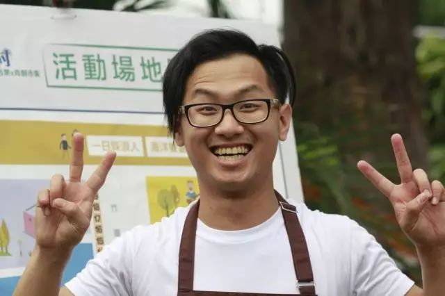 咖啡人故事 |  歲綴學(xué)成“咖啡浪人”，獲得張國際咖啡證書