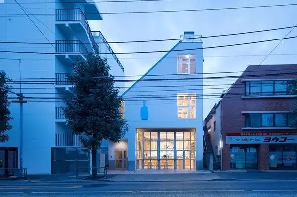 「藍(lán)瓶咖啡」即將在臺灣開店！從美國紅遍全球的咖啡界Apple「藍(lán)瓶咖啡」哦！