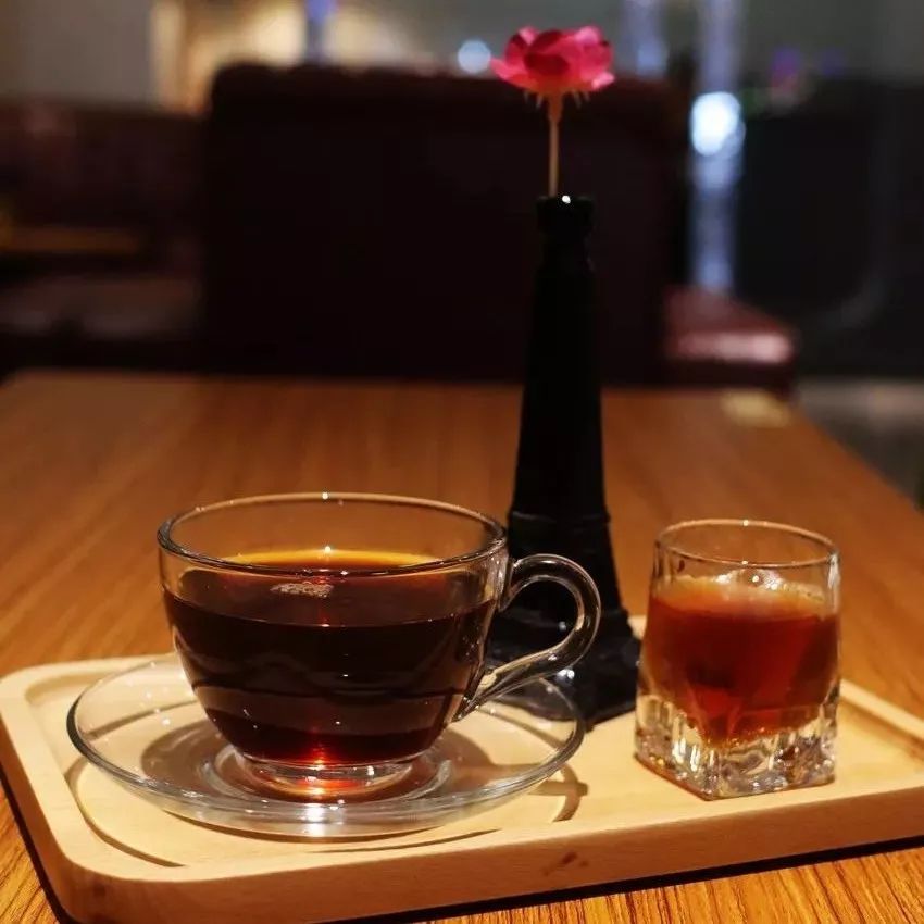 天涼了,起風(fēng)了,來杯熱咖啡吧~