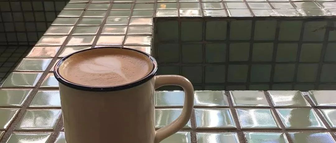 這間澡堂不能泡澡，卻能泡咖啡