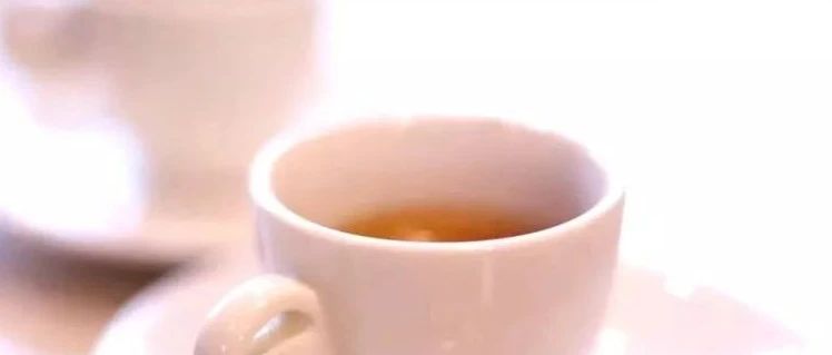 喝 Espresso 用玻璃杯還是陶瓷杯？