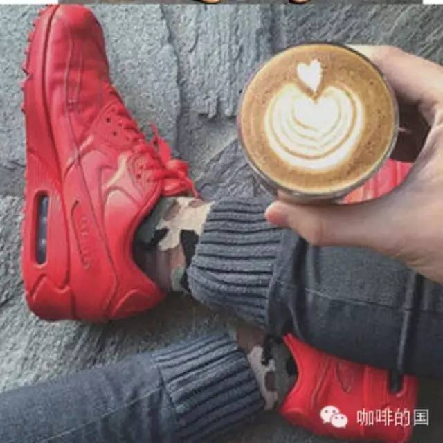 CoffenClothes正流行，與咖啡最配的時(shí)尚穿搭