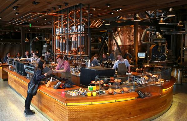 星巴克瘋了：將工廠搬進店鋪
