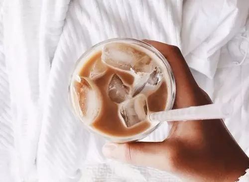 咖啡知識 | 冰滴（冰釀）咖啡與熱咖啡加冰有什么區(qū)別？