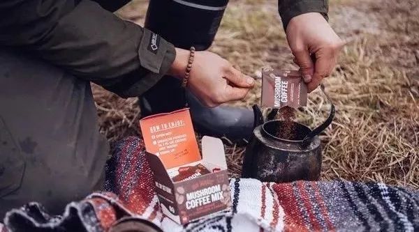 用咖啡渣種蘑菇，現(xiàn)在又將蘑菇萃取物加入咖啡中…