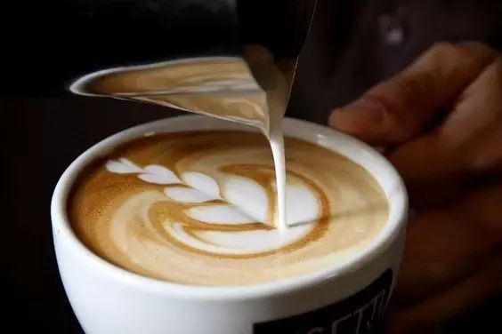 新書推薦 |《世界咖啡拉花實戰(zhàn)技法大全》