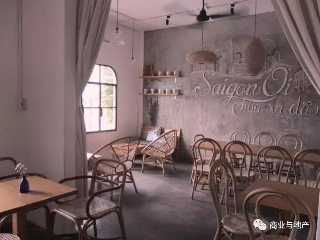 老宅改造：10層公寓全都開(kāi)成咖啡館，只為憋出一個(gè)大招！