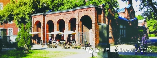 墓地咖啡館，陰森或休閑？