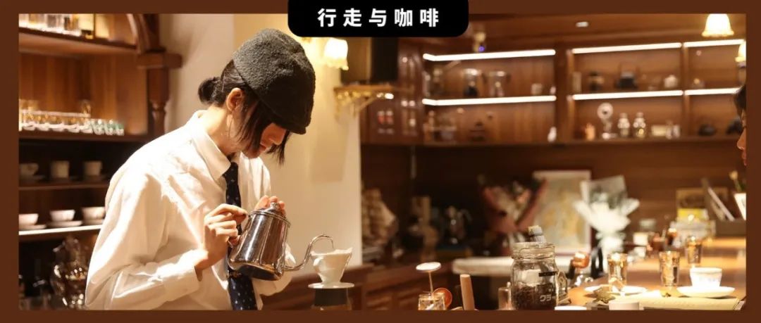 京城首家｜船艙里“昭和喫茶風(fēng)”咖啡館，巡航“醍醐之味”